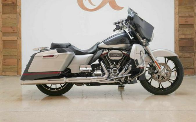 2019 HARLEY DAVIDSON STREET GLIDE® CVO™