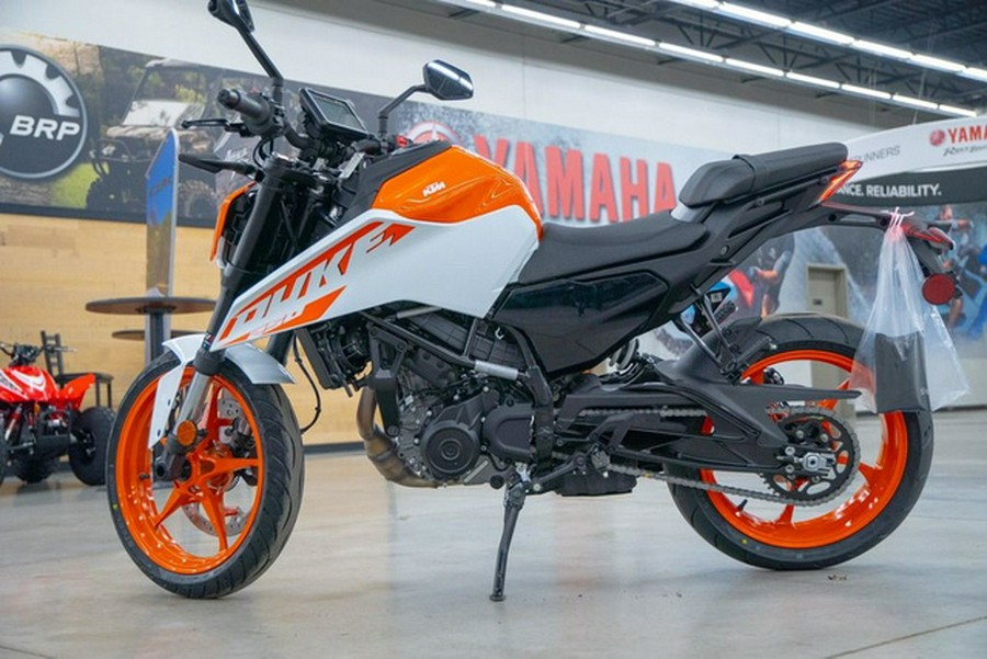 2024 KTM Duke 250