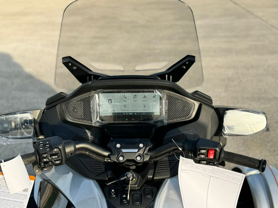 2025 Can-Am SPYDER RT