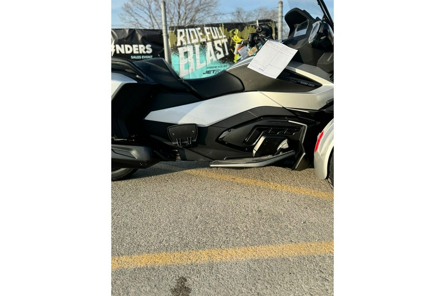 2025 Can-Am SPYDER RT