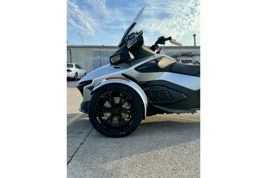 2025 Can-Am SPYDER RT