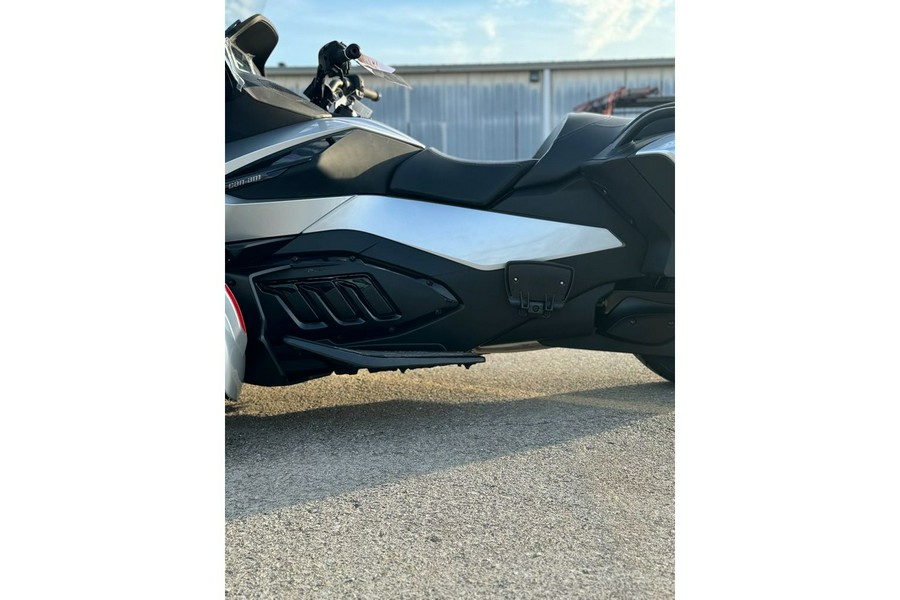2025 Can-Am SPYDER RT