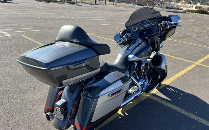 2019 Harley-Davidson® CVO™ Street Glide®