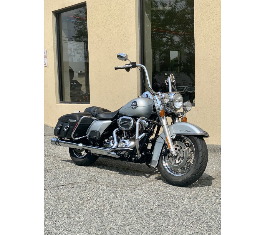 2010 Harley-Davidson Road King Classic FLHRC