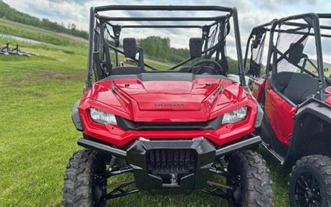 2024 Honda Pioneer 1000-5 Deluxe