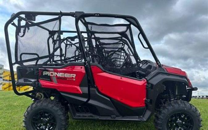 2024 Honda Pioneer 1000-5 Deluxe