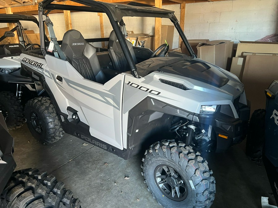 2026 Polaris General 1000 Sport