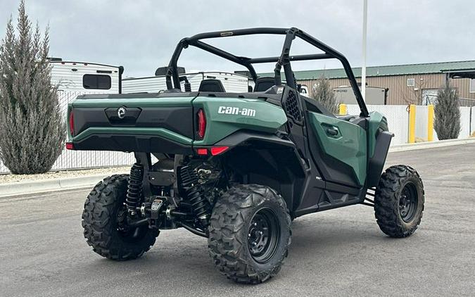 2026 Can-Am® SSV COM DPS 60 700 GN 26 DPS 700