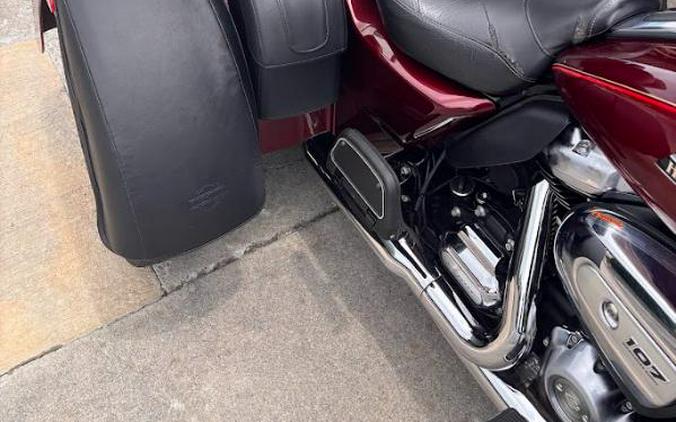 2017 Harley-Davidson TRI GLIDE ULTRA CLASSIC