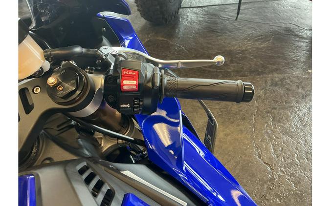 2026 YZF-R1 - Yamaha