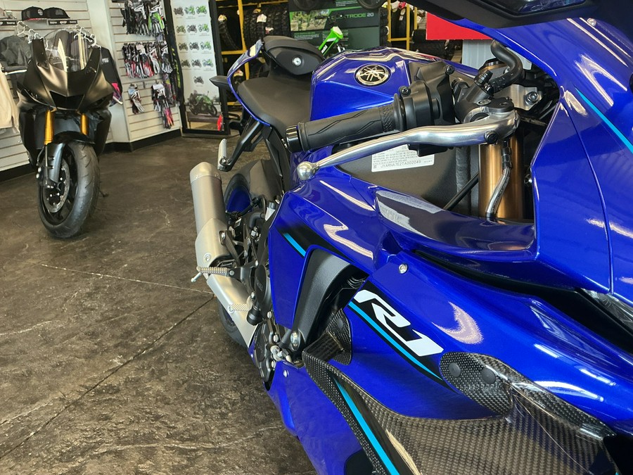 2026 YZF-R1 - Yamaha