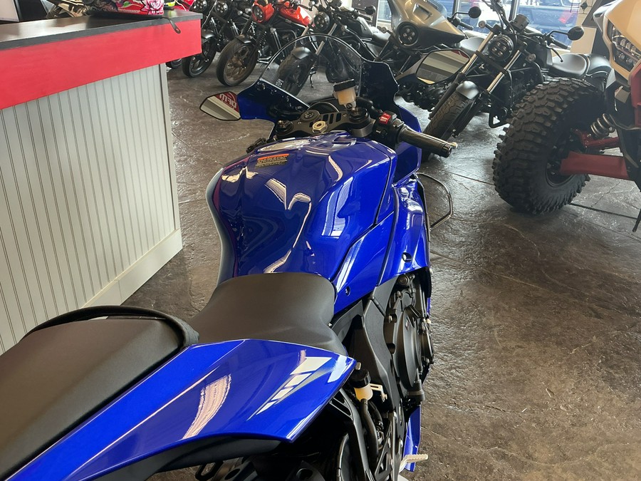 2026 YZF-R1 - Yamaha