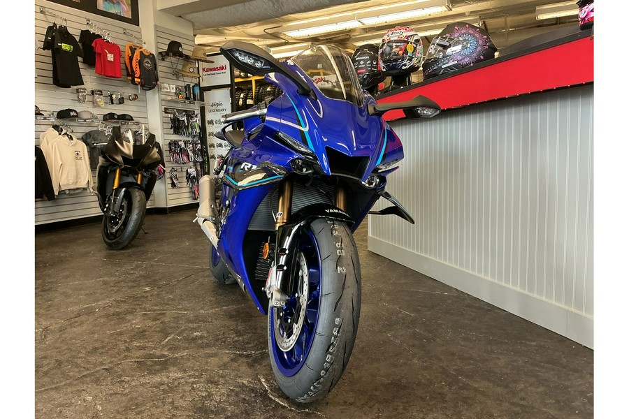 2026 YZF-R1 - Yamaha