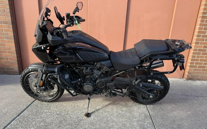 Harley-Davidson® Pan America™ 1250 Special Vivid Black
