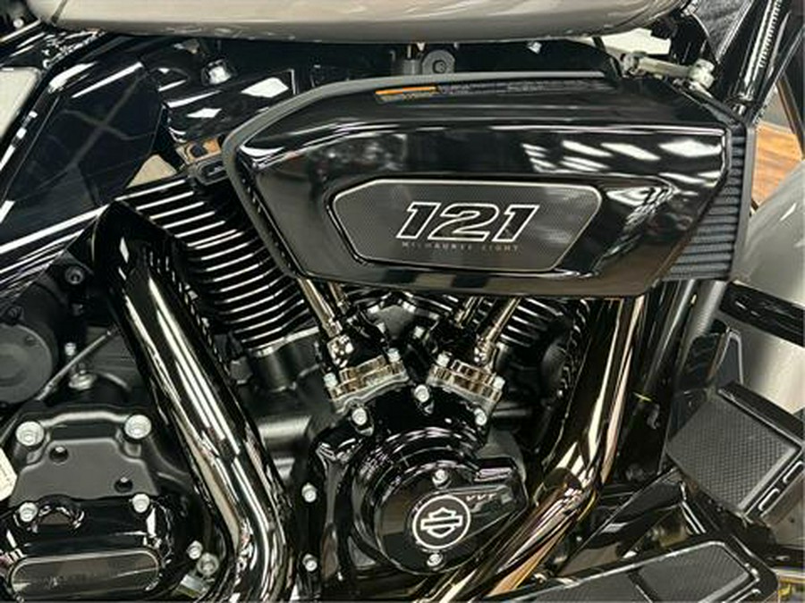 2023 Harley-Davidson CVO™ Street Glide®