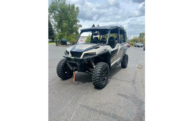 2024 Polaris Industries GENERAL® XP 4 1000 Ultimate