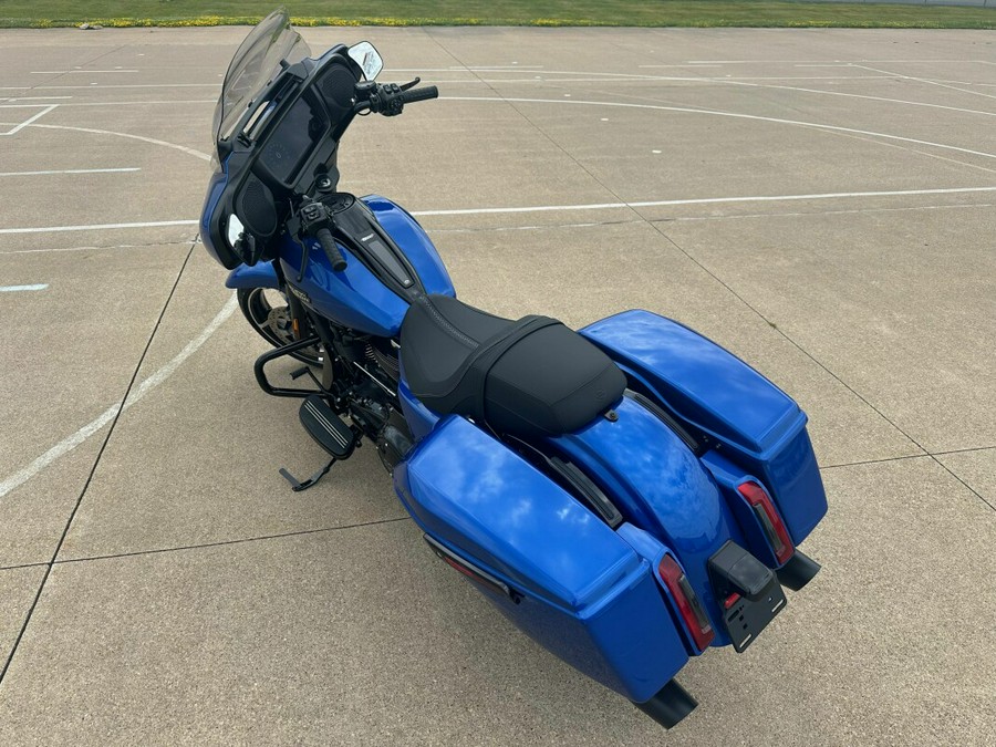 2024 Harley-Davidson Street Glide® Blue Burst