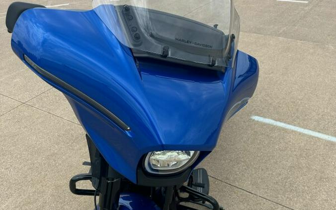 2024 Harley-Davidson Street Glide® Blue Burst