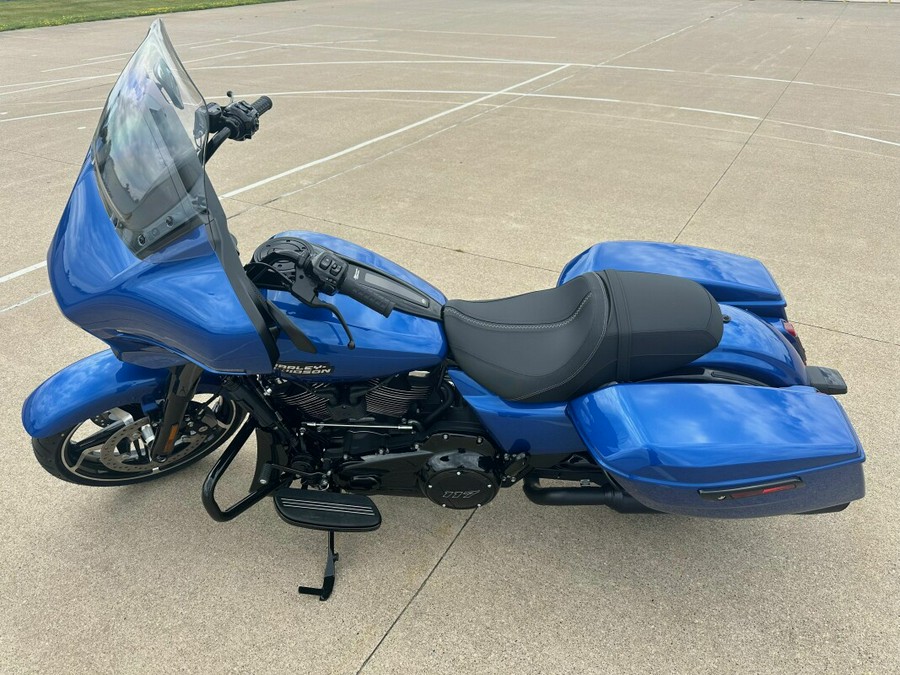 2024 Harley-Davidson Street Glide® Blue Burst