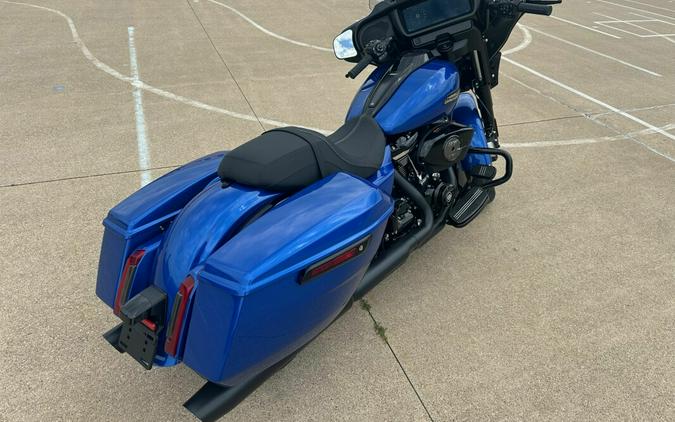 2024 Harley-Davidson Street Glide® Blue Burst