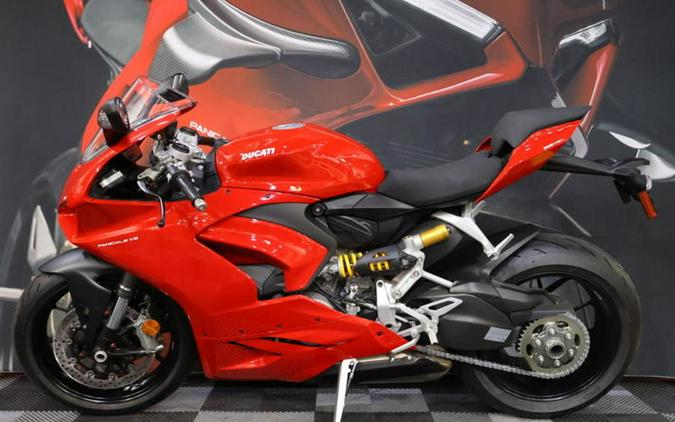 2025 Ducati Panigale V2 Ducati Red