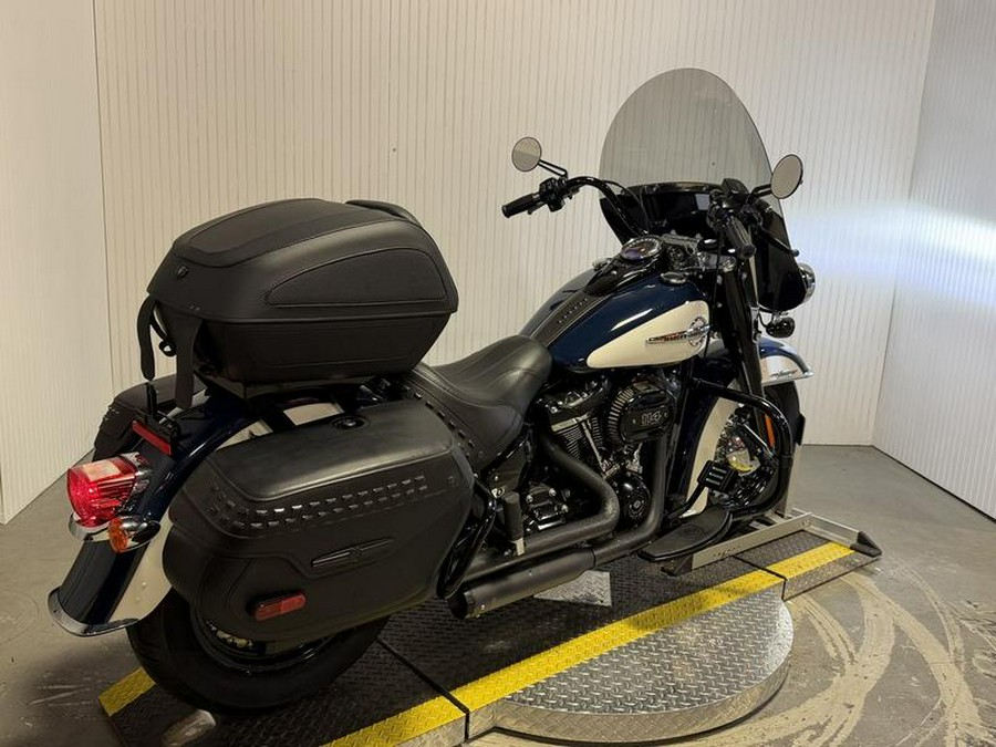 2019 Harley-Davidson® FLHCS - Heritage Classic 114