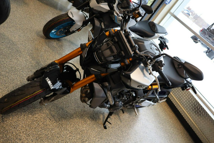 2025 Yamaha MT-09 SP