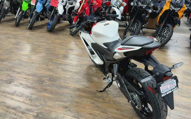 2026 Yamaha YZF-R3 70th Anniversary Edition R1 70Th Anniversary Edition