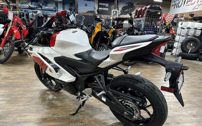 2026 Yamaha YZF-R3 70th Anniversary Edition R1 70Th Anniversary Edition