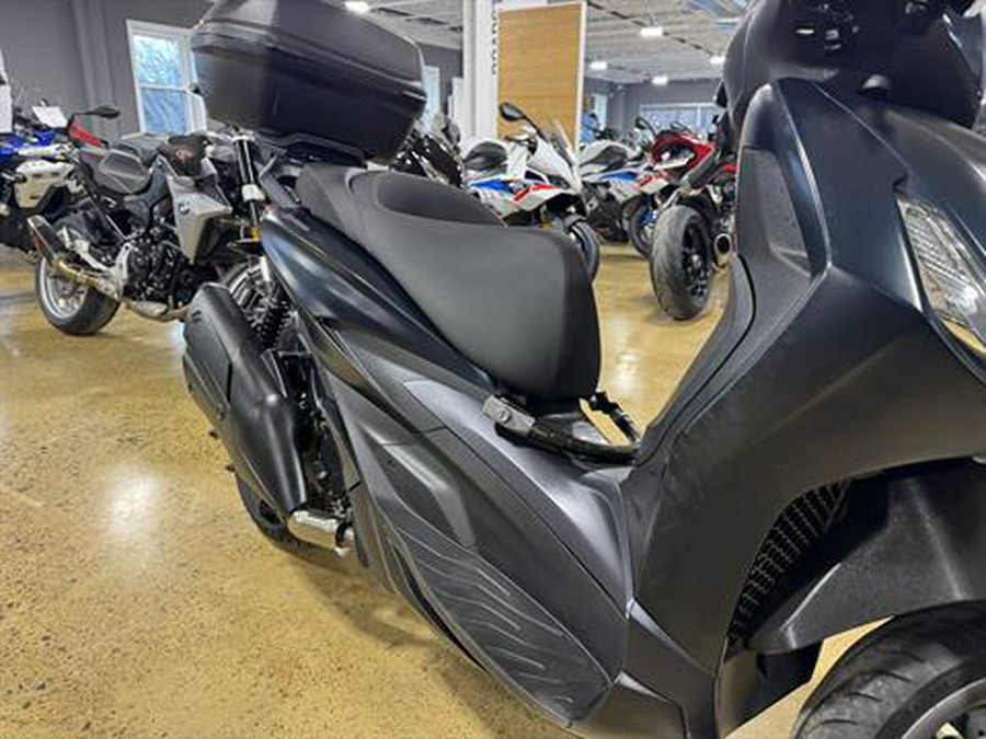 2024 Piaggio BV 400 Deep Black