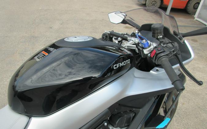 2025 CFMOTO 675SS