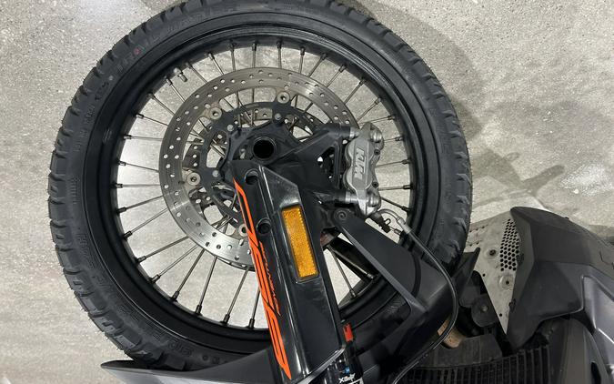 2021 KTM 890 ADVENTURE