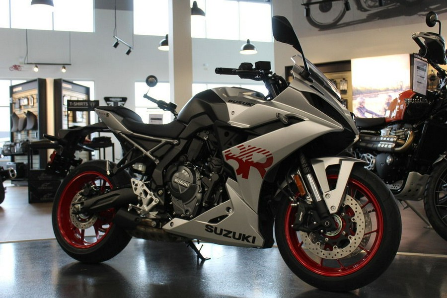 2024 Suzuki GSX 8R