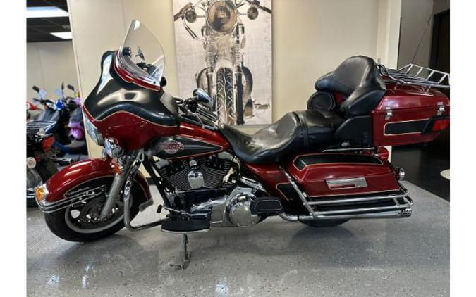 2007 Harley-Davidson® FLHTCU