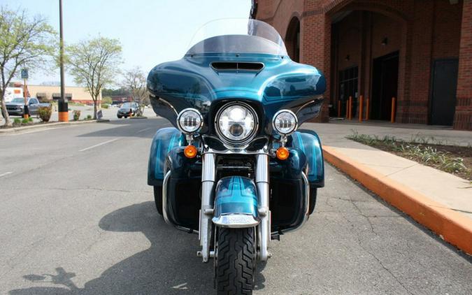 2020 Harley-Davidson Trike FLHTCUTG - Tri Glide Ultra