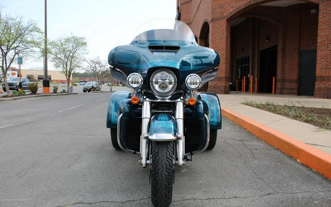 2020 Harley-Davidson Trike FLHTCUTG - Tri Glide Ultra