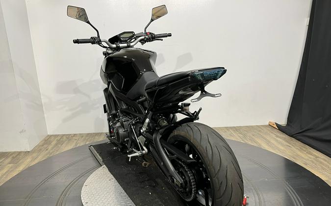 2016 Yamaha Motor Corp., USA FZ-09