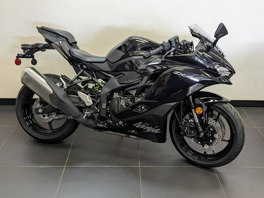 2024 Kawasaki Ninja® ZX™-4RR ABS