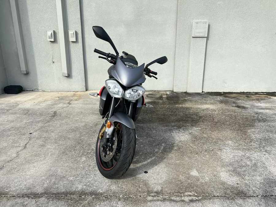 2019 Triumph STREET TRIPLE R