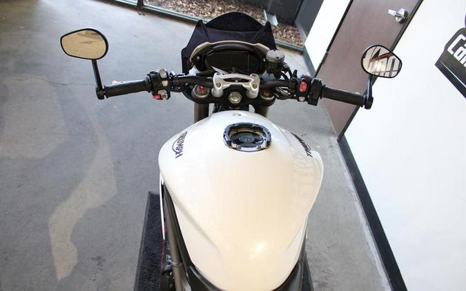 2019 Triumph Speed Triple S Crystal White