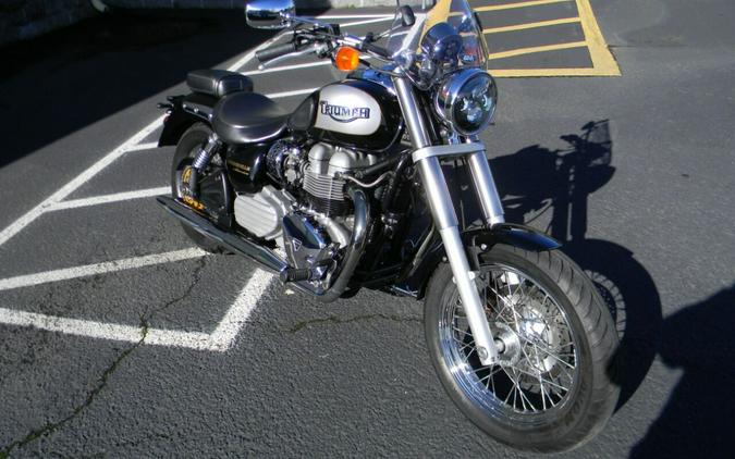 2002 Triumph Bonneville America