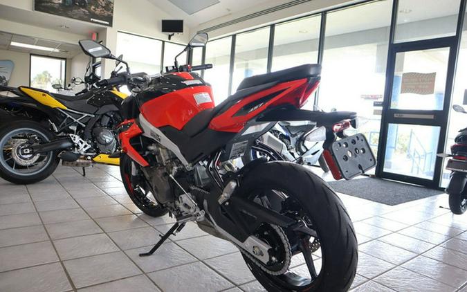 2026 Aprilia Tuono 457