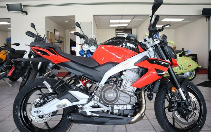 2026 Aprilia Tuono 457