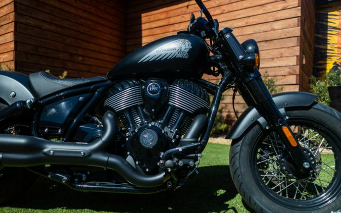 2025 Indian CHIEF BOBBER DARK HORSE