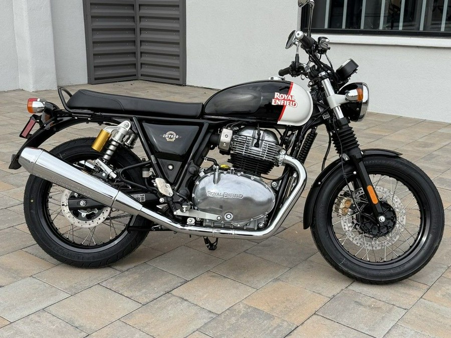 2024 Royal Enfield INT650 Black Pearl