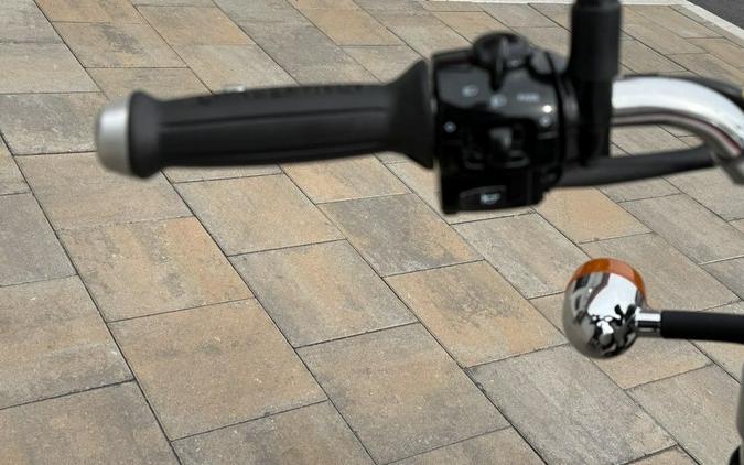 2024 Royal Enfield INT650 Black Pearl