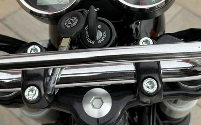 2024 Royal Enfield INT650 Black Pearl