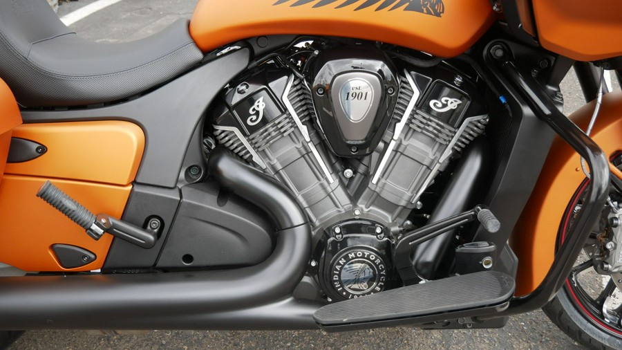 2022 Indian Motorcycle Challenger® Dark Horse® Icon