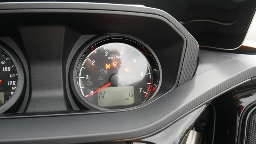 2022 Indian Motorcycle Challenger® Dark Horse® Icon