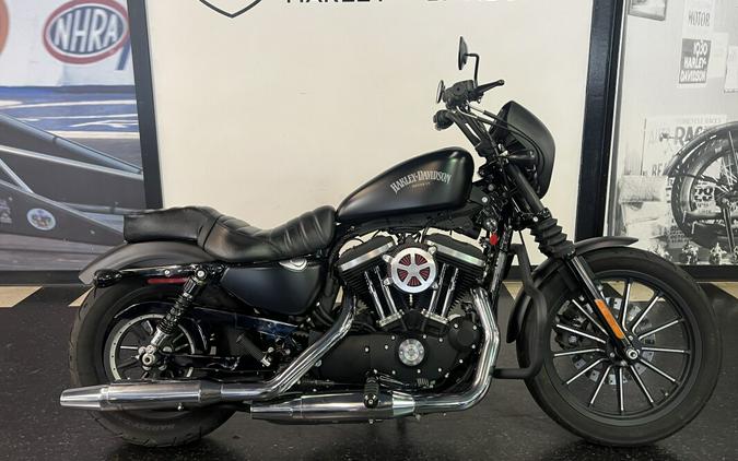 2015 Harley-Davidson Iron 883 Black Denim XL883N